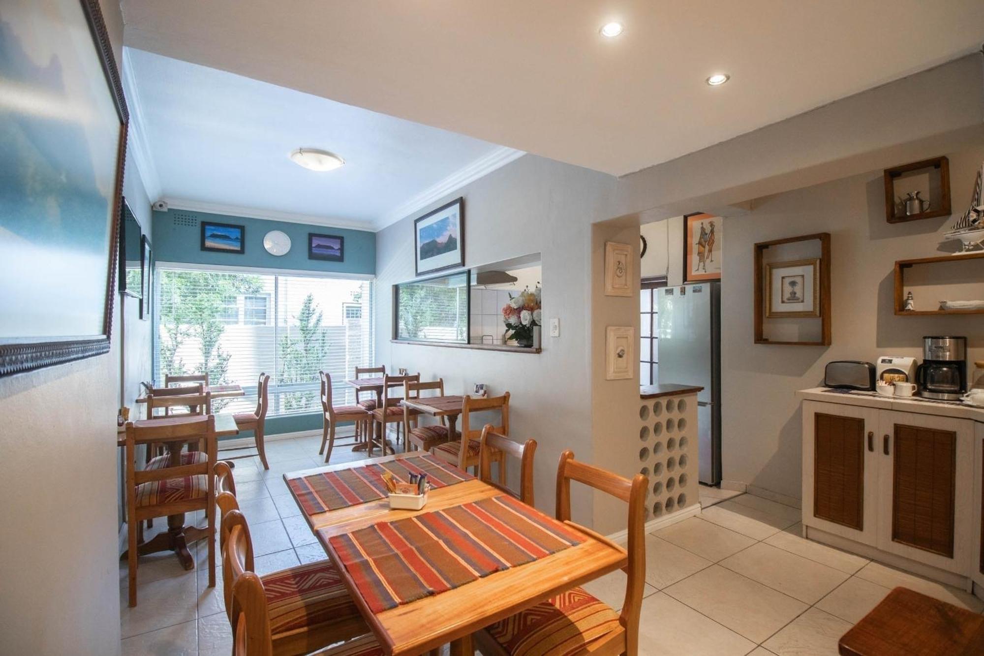 Spring Tide Inn By Ctha Cape Town Eksteriør bilde