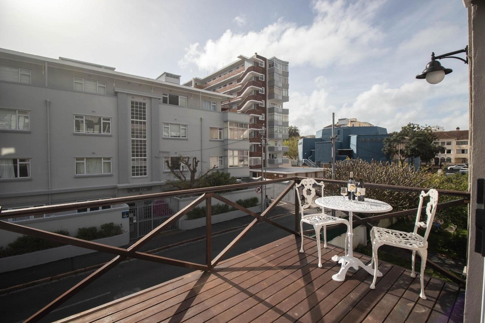 Spring Tide Inn By Ctha Cape Town Eksteriør bilde