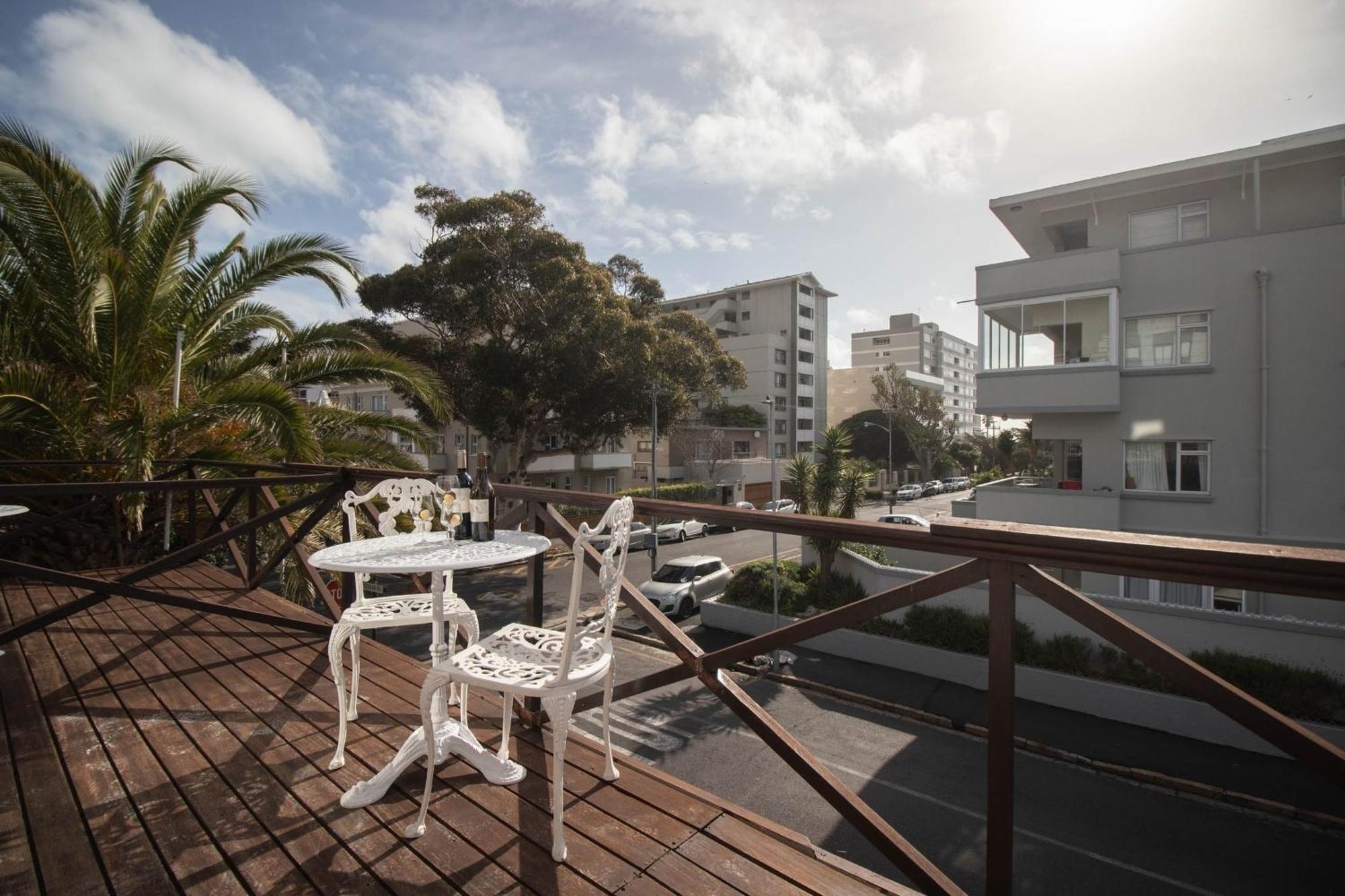 Spring Tide Inn By Ctha Cape Town Eksteriør bilde