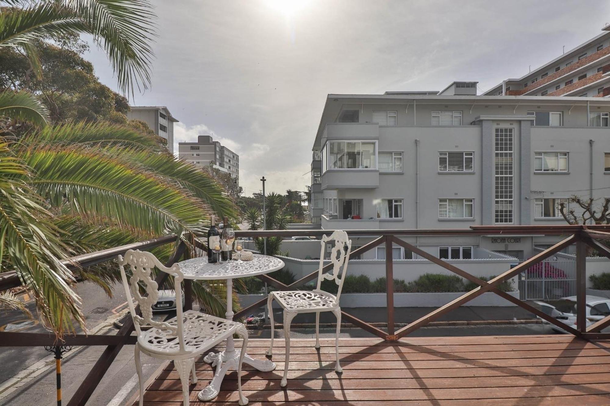 Spring Tide Inn By Ctha Cape Town Eksteriør bilde