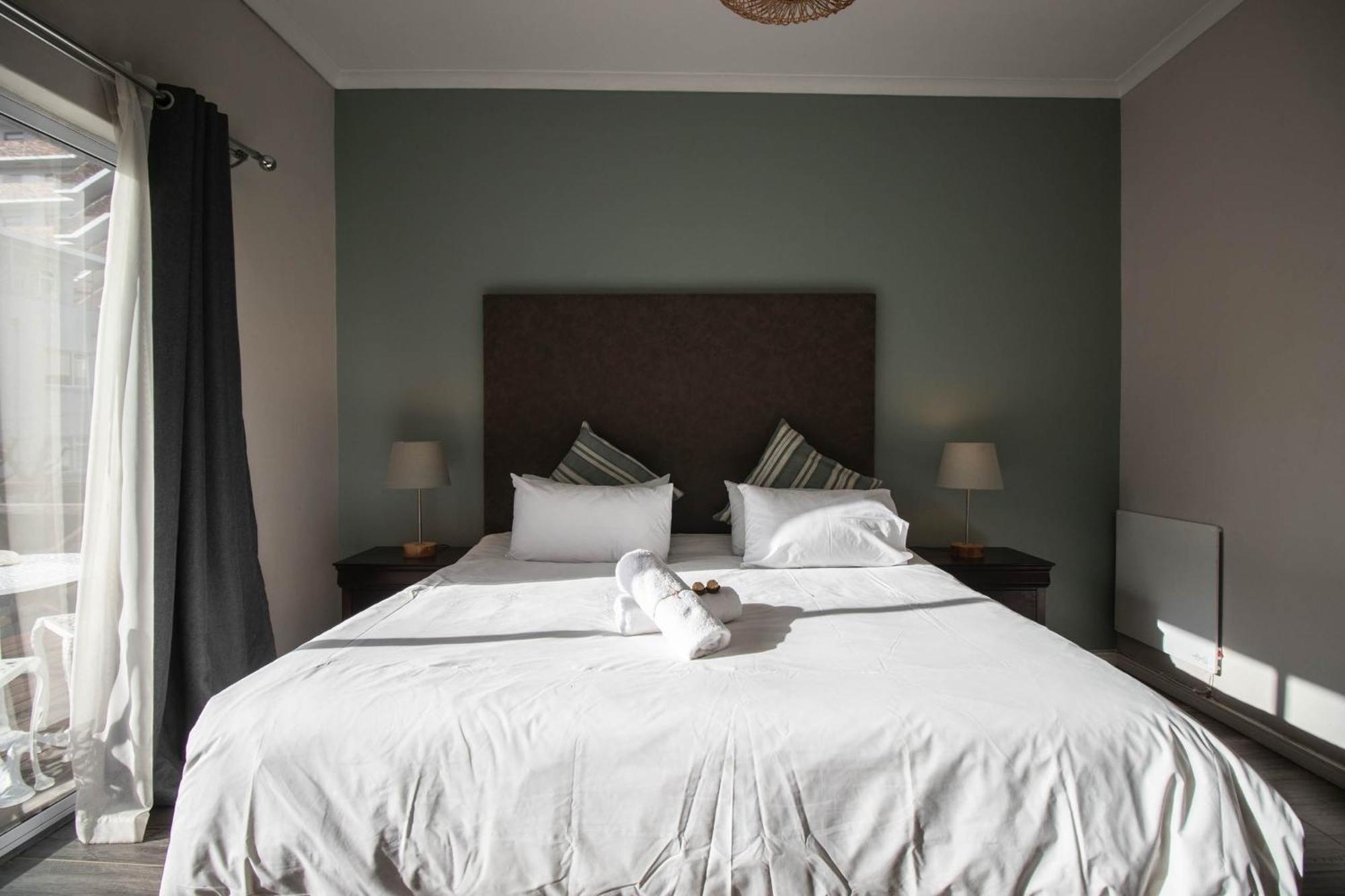 Spring Tide Inn By Ctha Cape Town Eksteriør bilde