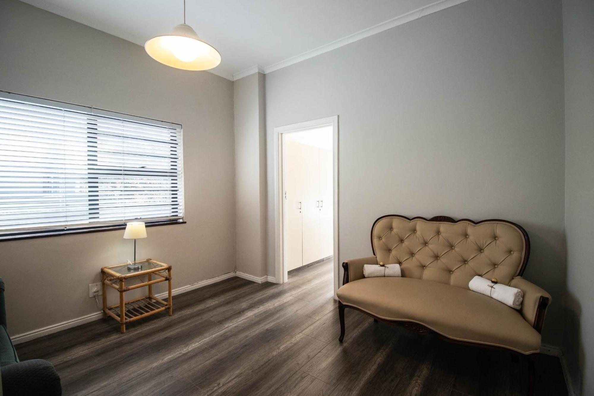 Spring Tide Inn By Ctha Cape Town Eksteriør bilde