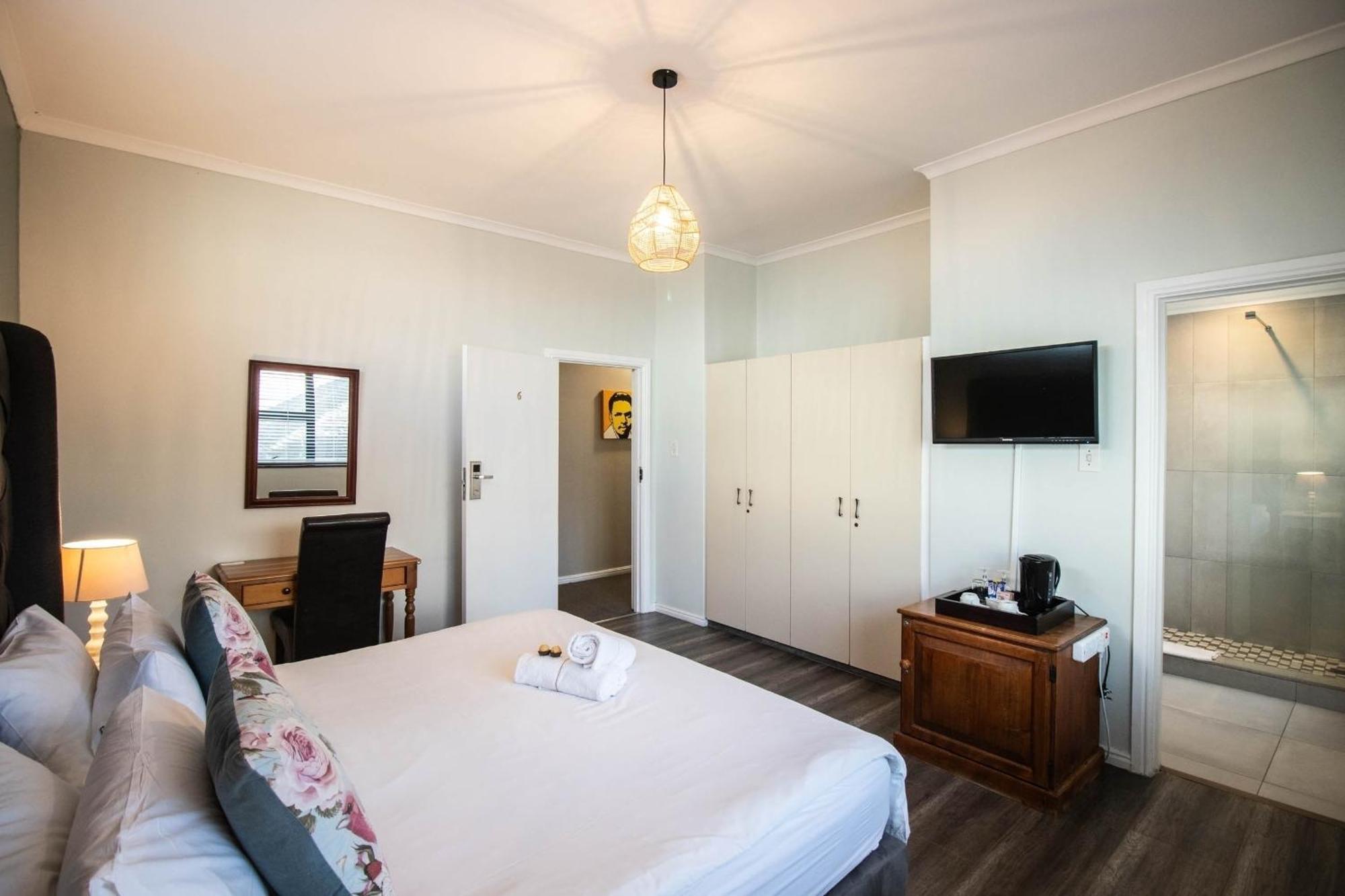 Spring Tide Inn By Ctha Cape Town Eksteriør bilde