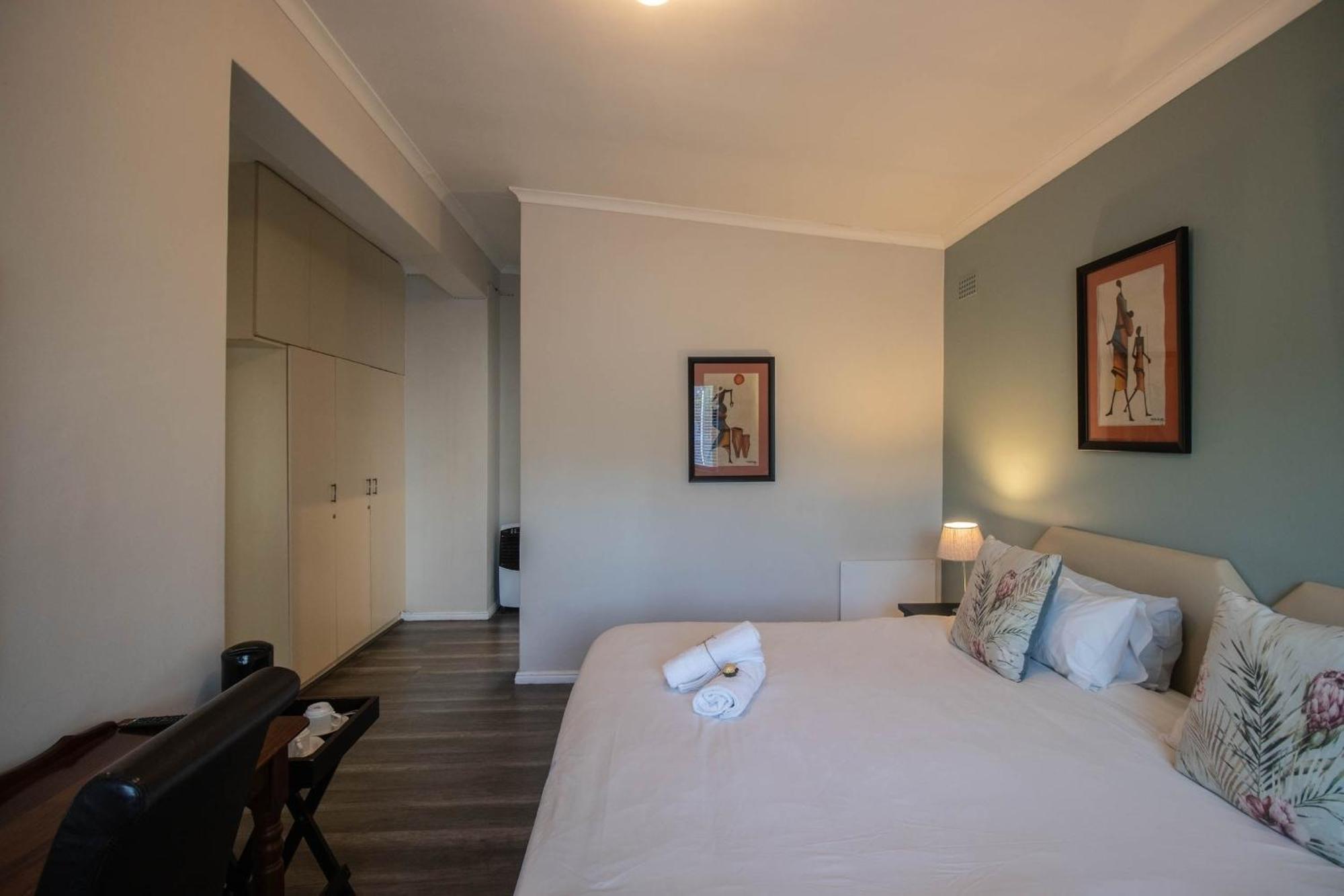 Spring Tide Inn By Ctha Cape Town Eksteriør bilde