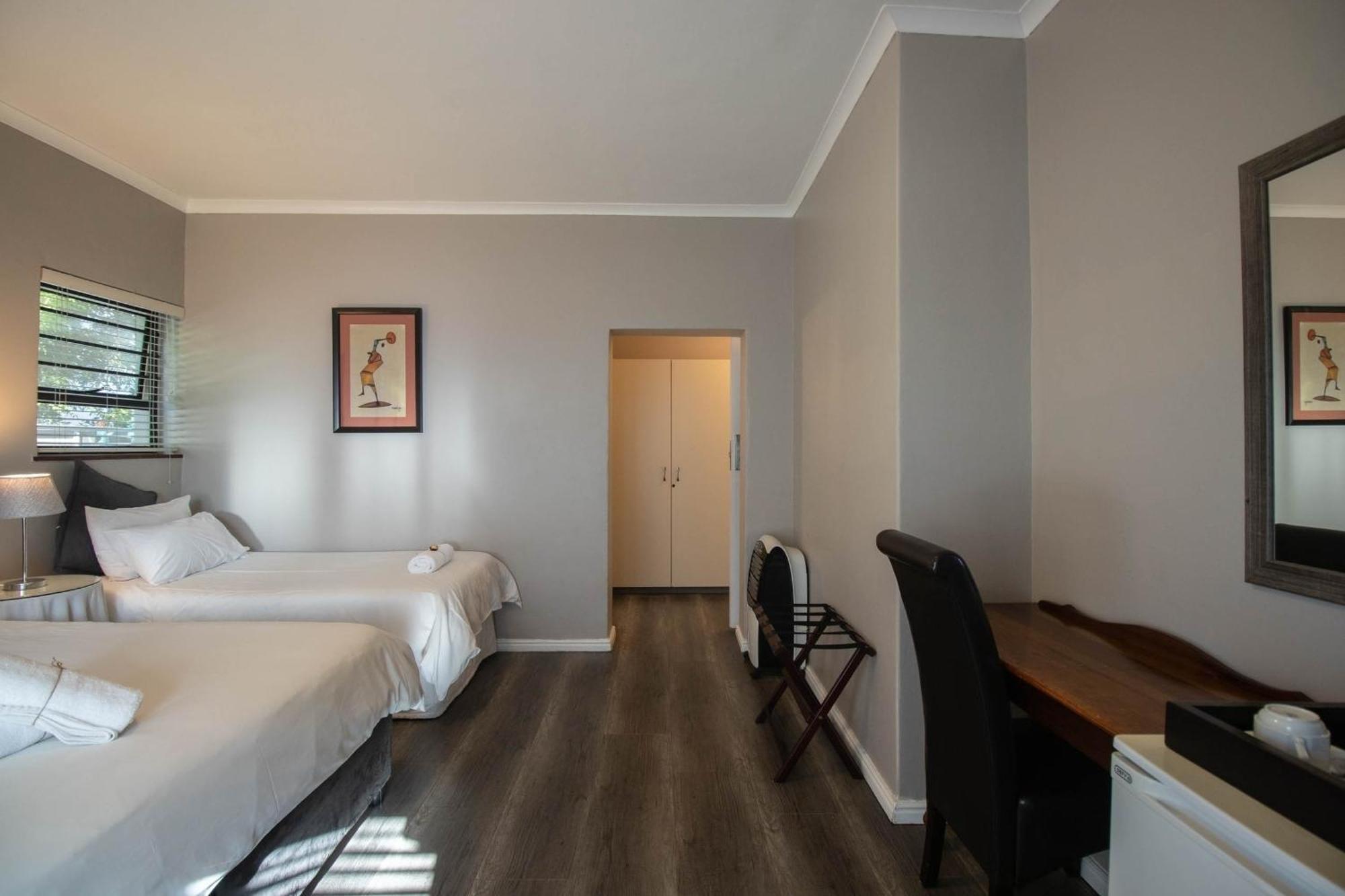 Spring Tide Inn By Ctha Cape Town Eksteriør bilde