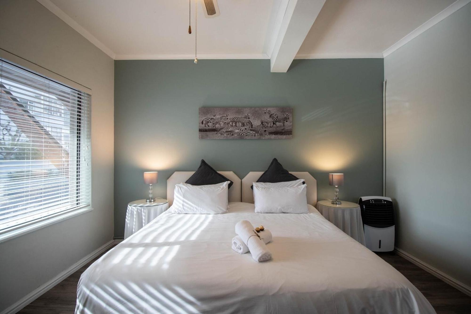Spring Tide Inn By Ctha Cape Town Eksteriør bilde